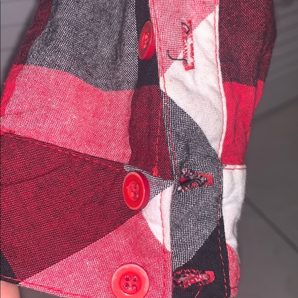 Checkered button down Shirt - Picture 3 of 5